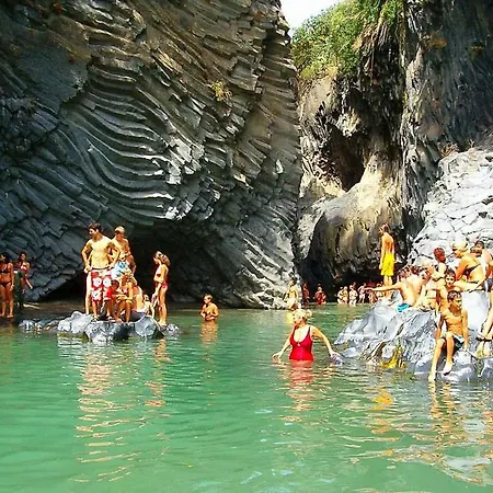 Climene Апартаменти *