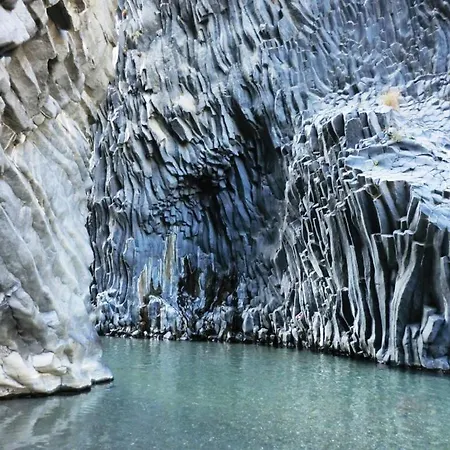 Climene Lägenhet Giardini Naxos